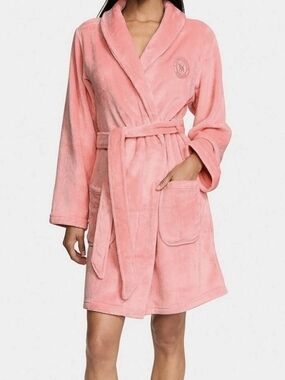 Victoria's Secret Coral Pink Plush Fleece Robe